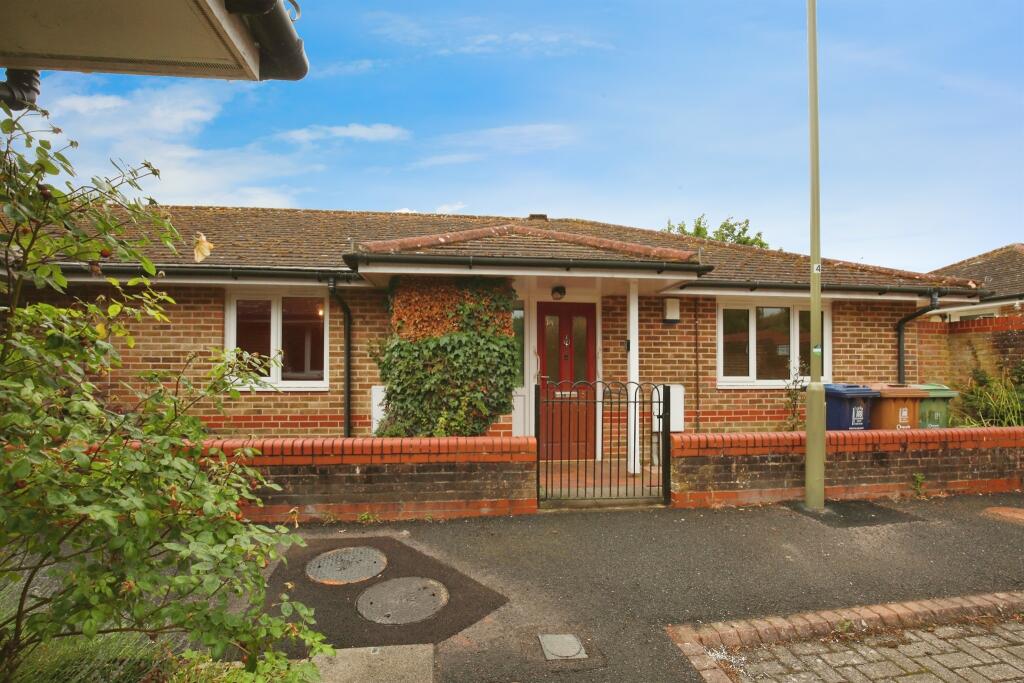Main image of property: Falcon Close, Oxford