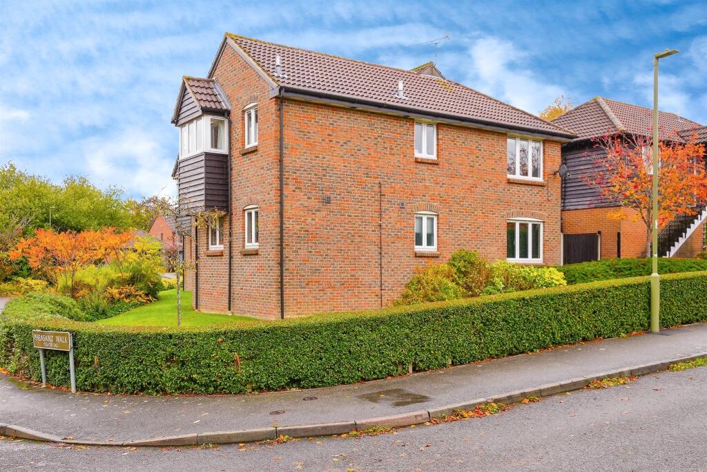 Main image of property: Pheasant Walk, Sandford-On-Thames, Oxford