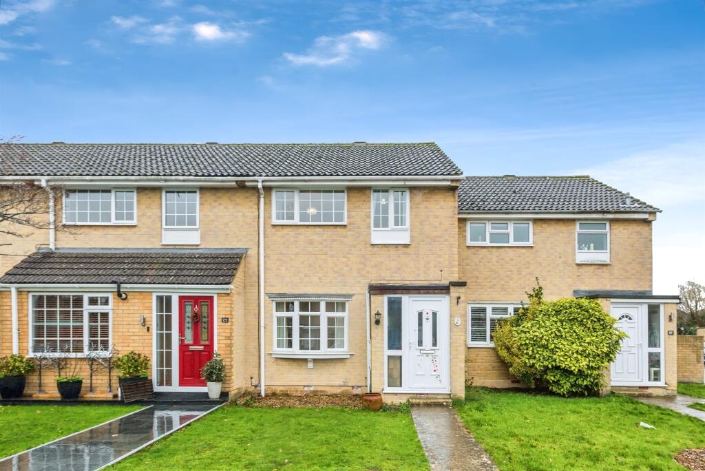 Main image of property: Hawthorn Way, Kidlington