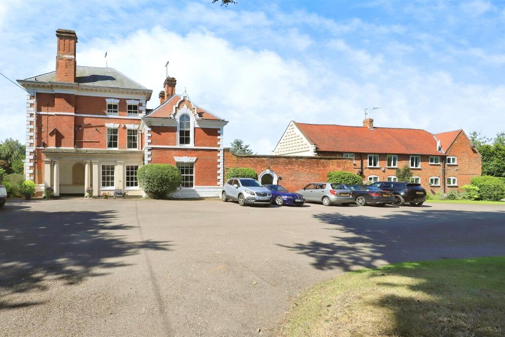 Main image of property: Hackmans Gate Lane, Belbroughton, Stourbridge