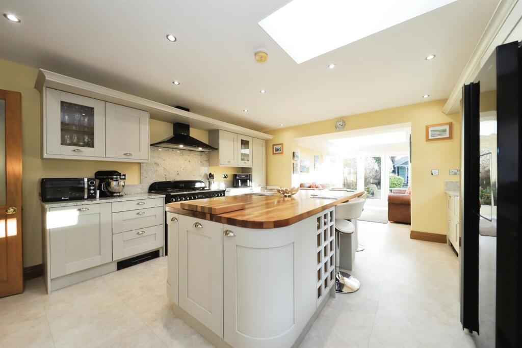 Additional property image - Hagley Road, Halesowen