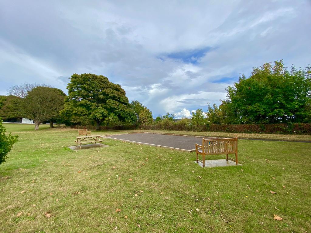 2 bedroom bungalow for sale in Hayes Road, Sully, Penarth, CF64
