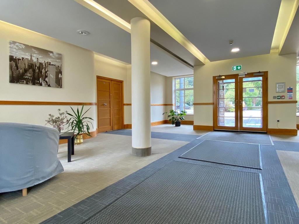 2 bedroom bungalow for sale in Hayes Road, Sully, Penarth, CF64