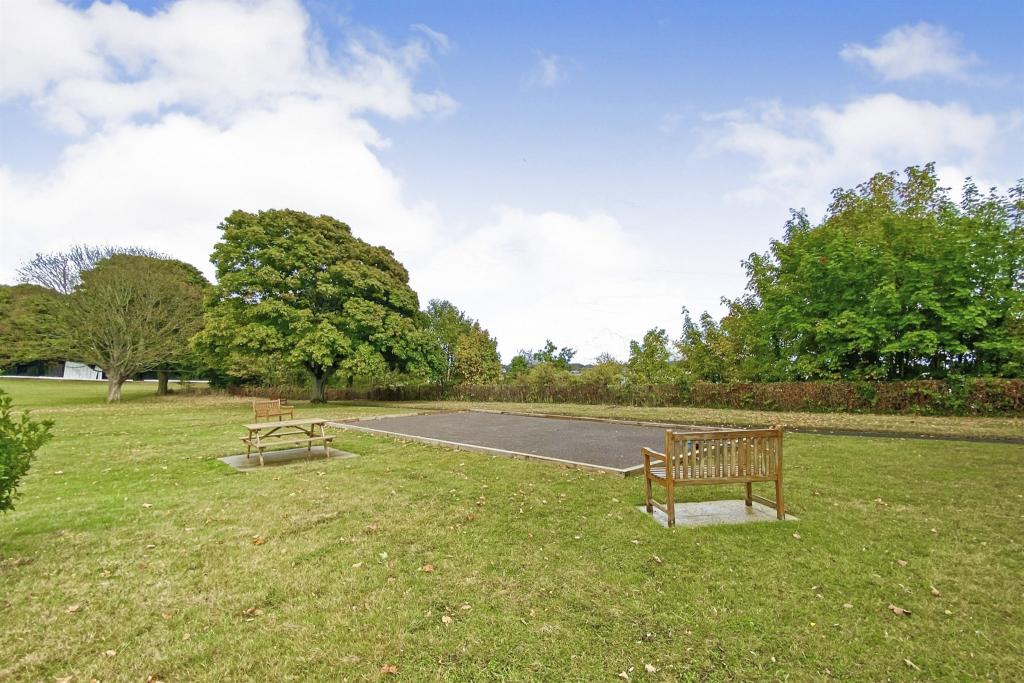 2 bedroom bungalow for sale in Hayes Road, Sully, Penarth, CF64