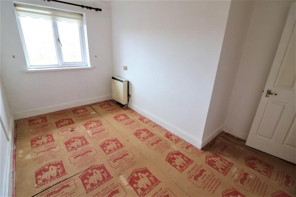 1 bedroom retirement property for sale in Stanwell Road, Penarth, CF64