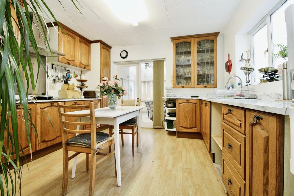 3 bedroom semidetached house for sale in South Road, Sully, Penarth, CF64