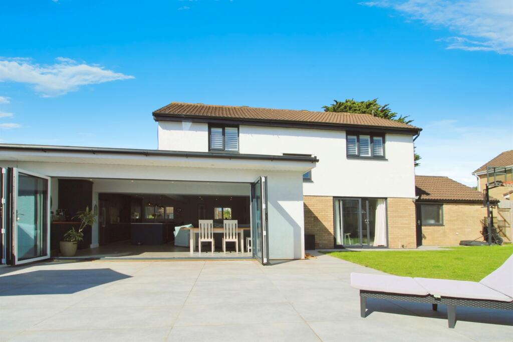 Additional property image - Cog Road, Sully, Penarth