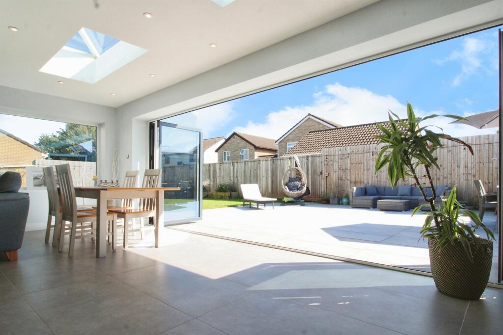 Additional property image - Cog Road, Sully, Penarth