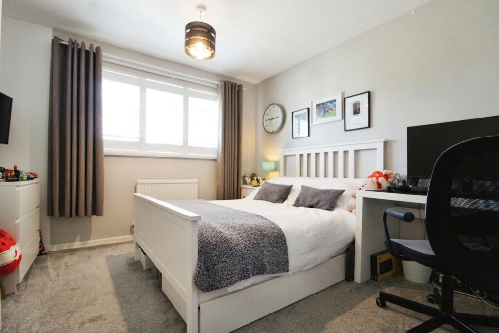 Additional property image - Cog Road, Sully, Penarth