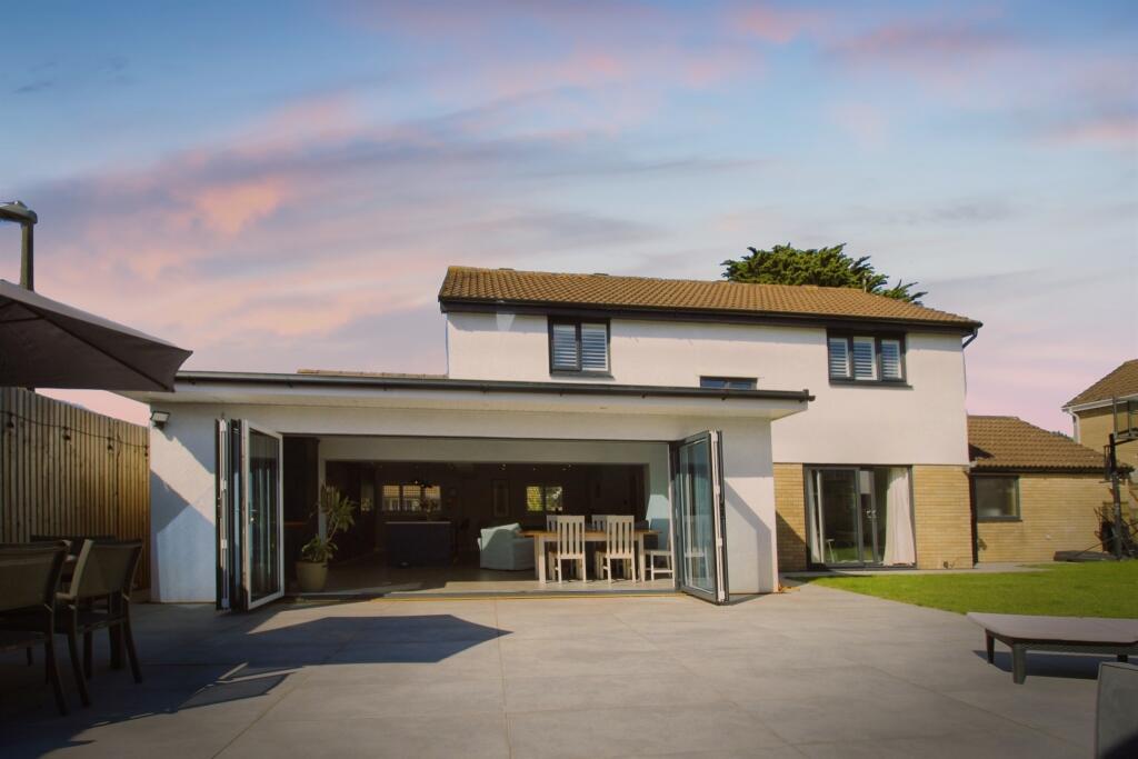 Additional property image - Cog Road, Sully, Penarth