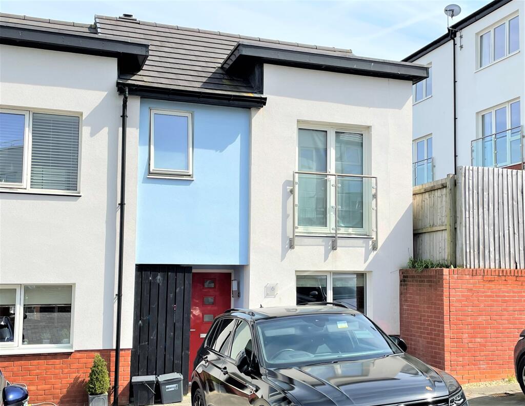 Main image of property: Trem Y Bae, Penarth