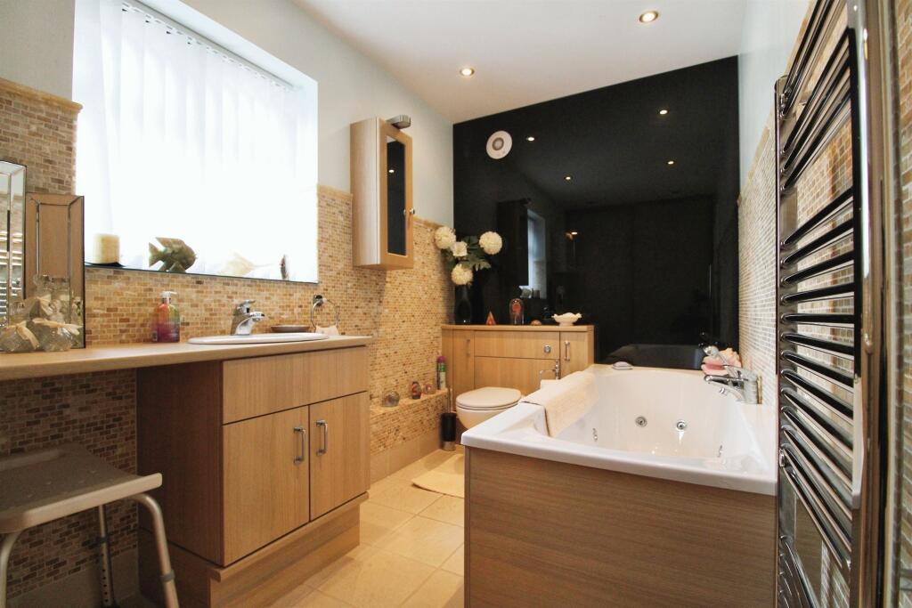 Additional property image - Northcliffe Drive, Penarth