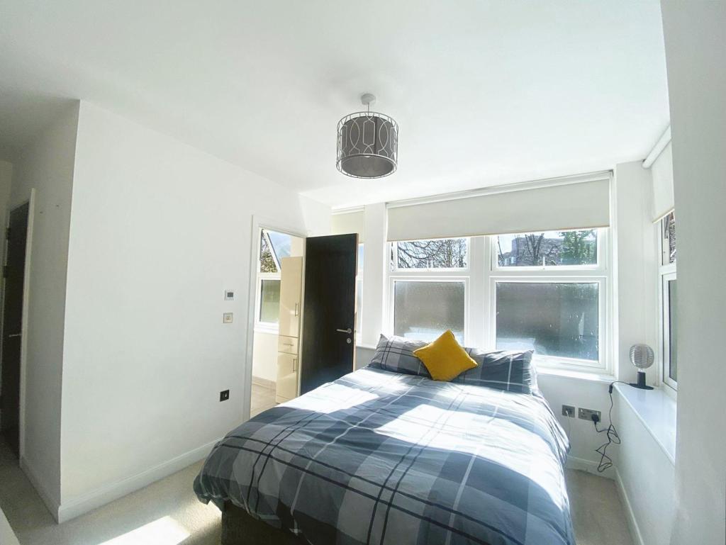 Additional property image - Cathedral Road, Cardiff