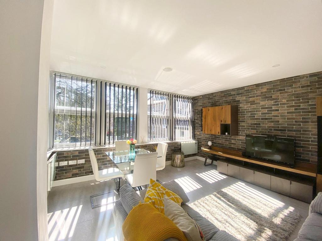 Additional property image - Cathedral Road, Cardiff