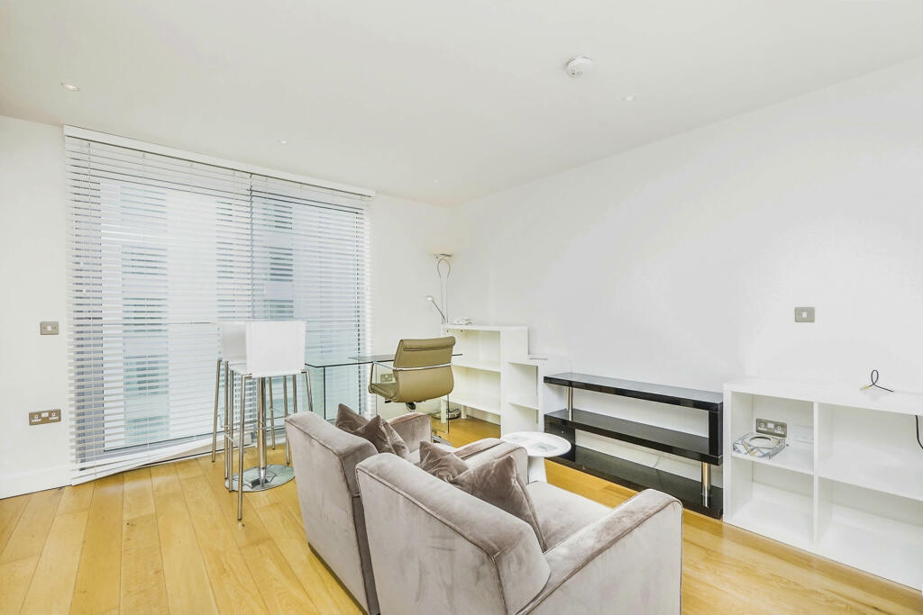 Main image of property: Bute Terrace, Cardiff