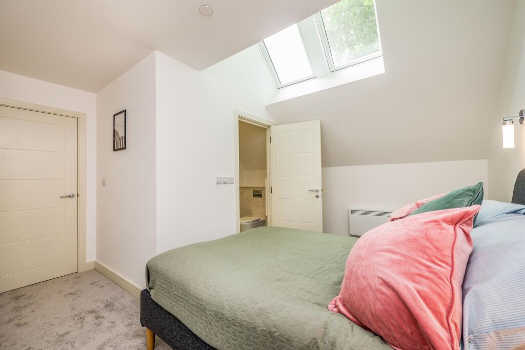 Additional property image - Cathedral Road, Cardiff