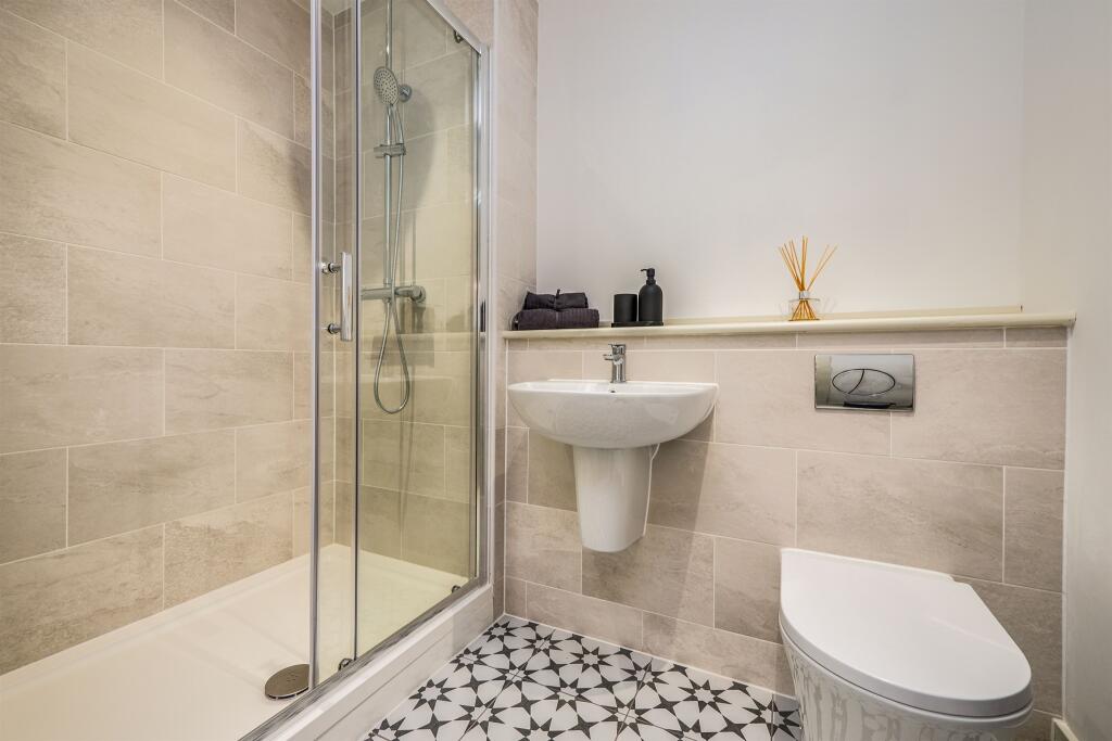Additional property image - Cathedral Road, Cardiff