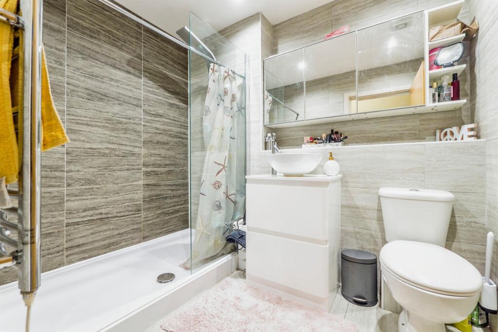 Additional property image - Bute Terrace, Cardiff