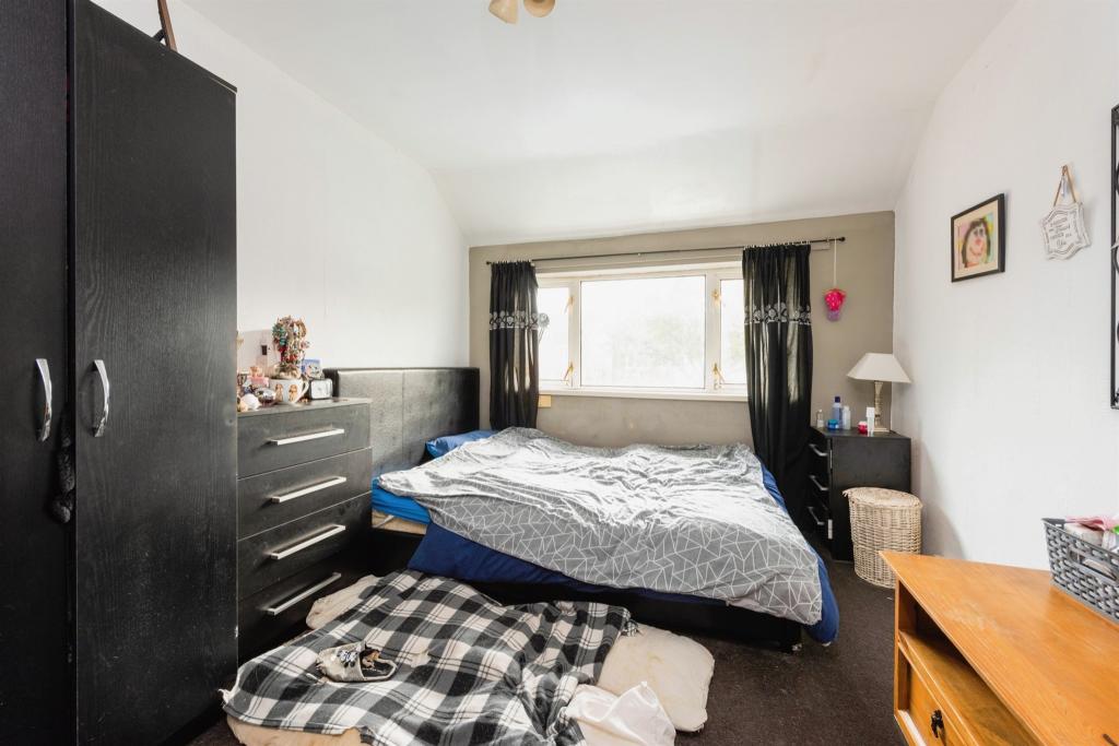 3 bedroom semidetached house for sale in Elford Road, Birmingham, B17