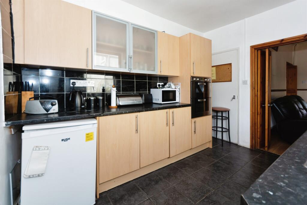 Additional property image - Summerfield Crescent, Birmingham