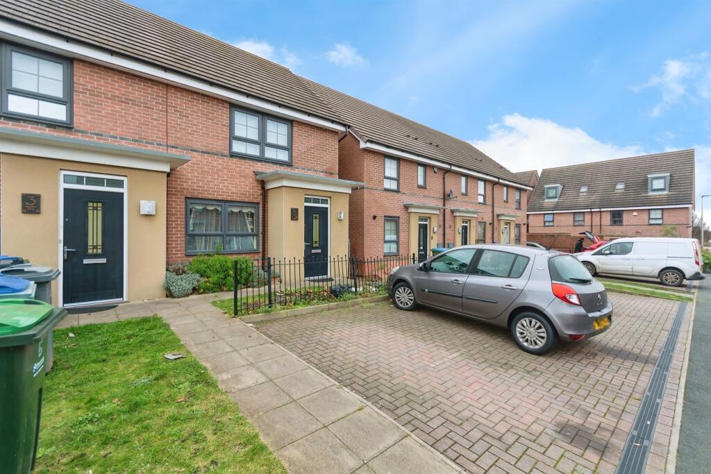 2 bedroom end of terrace house for sale in Hamilton Drive, Smethwick, B66