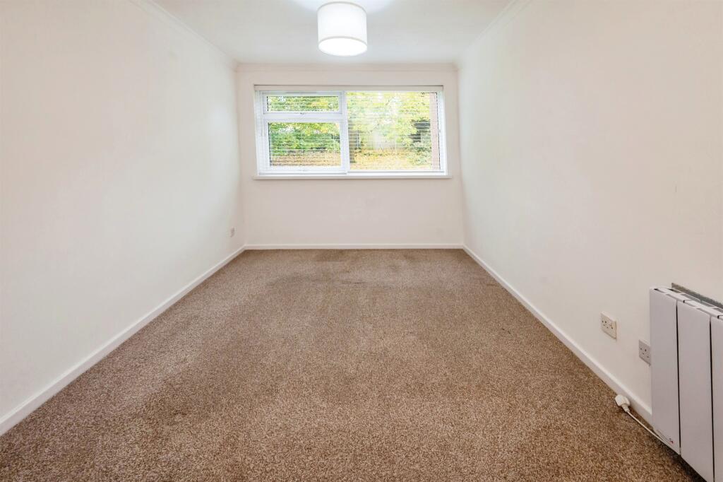 Additional property image - Chad Valley Close, Birmingham