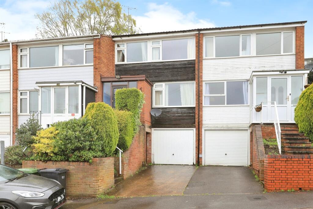 3 bedroom semidetached house for sale in Pitt Street, Kidderminster, DY10