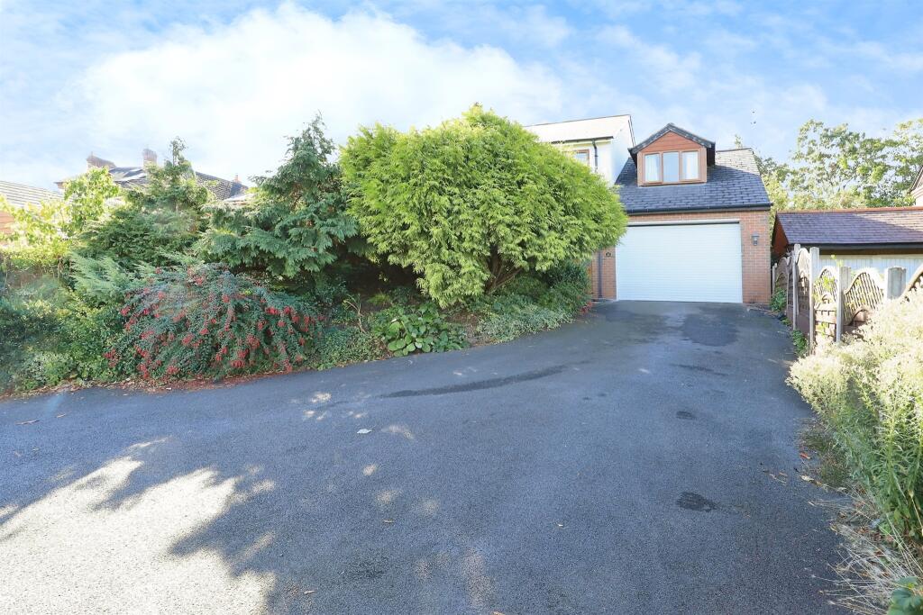 Main image of property: Reservoir Road, Kidderminster