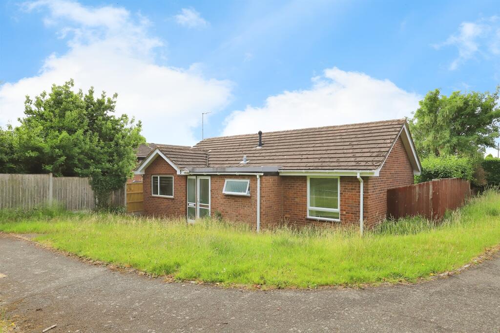 Main image of property: Magpie Way, Kidderminster
