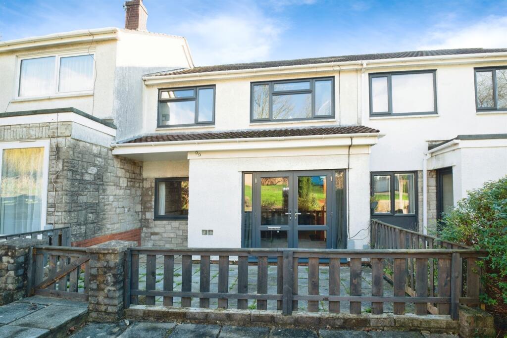 3 bedroom terraced house for sale in AelYBryn, Llanedeyrn, Cardiff, CF23