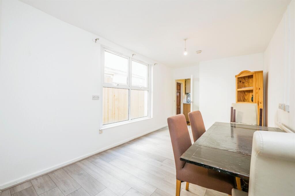 Additional property image - Wellfield Place, Roath, Cardiff