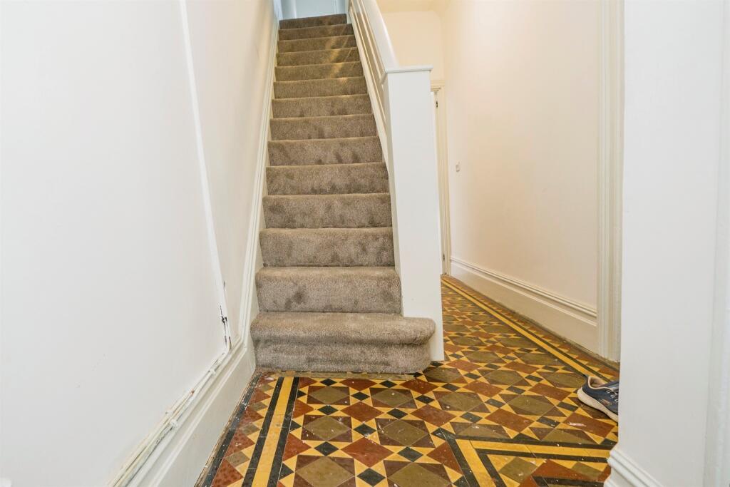 Additional property image - Courtenay Road, Splott, Cardiff