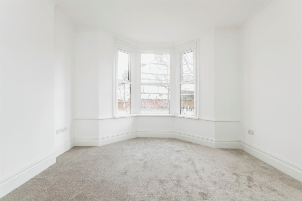 Additional property image - Courtenay Road, Splott, Cardiff