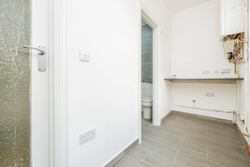 Additional property image - Courtenay Road, Splott, Cardiff