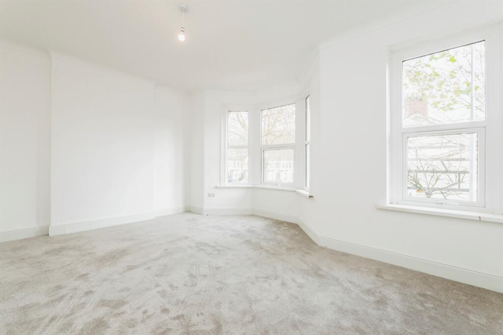 Additional property image - Courtenay Road, Splott, Cardiff