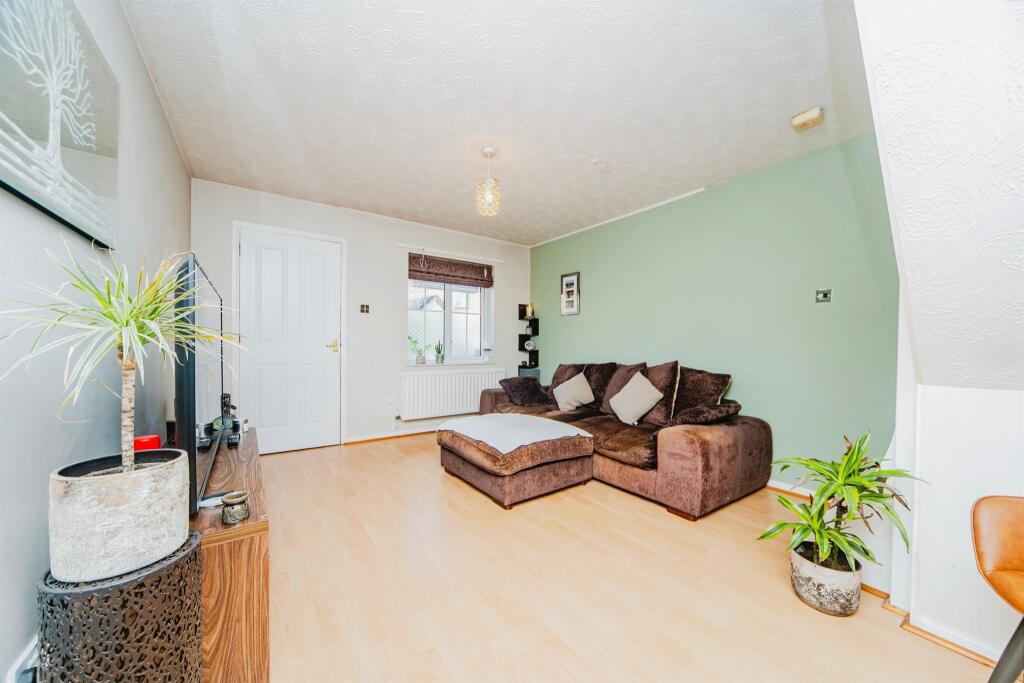 Additional property image - Acorn Grove, Pontprennau, Cardiff