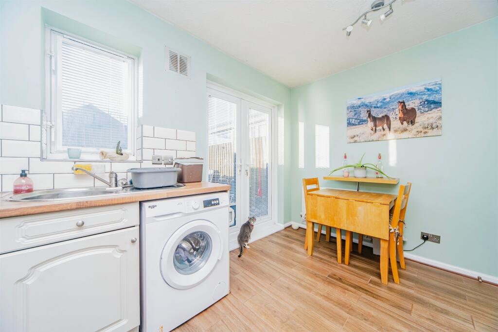 Additional property image - Acorn Grove, Pontprennau, Cardiff