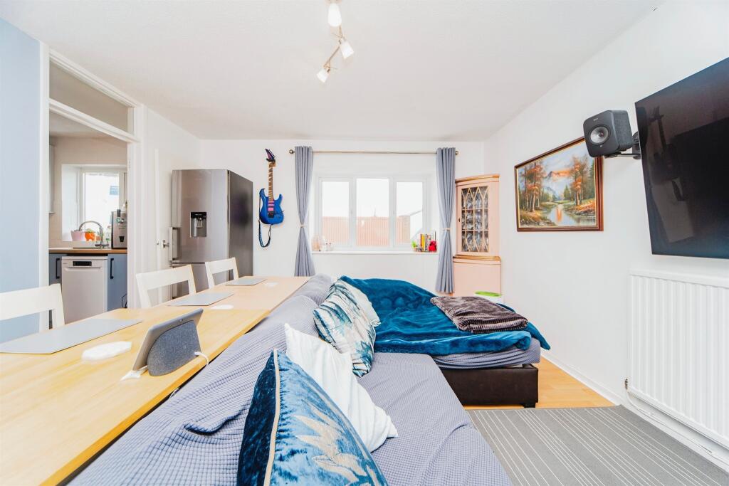 Additional property image - St. Peters Street, Roath, Cardiff