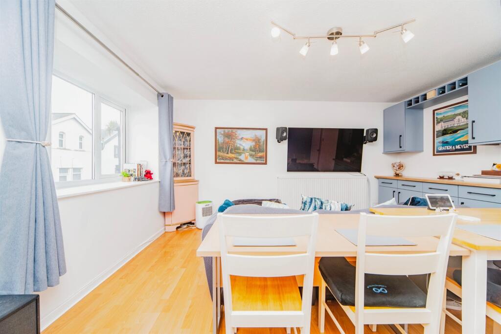 Additional property image - St. Peters Street, Roath, Cardiff