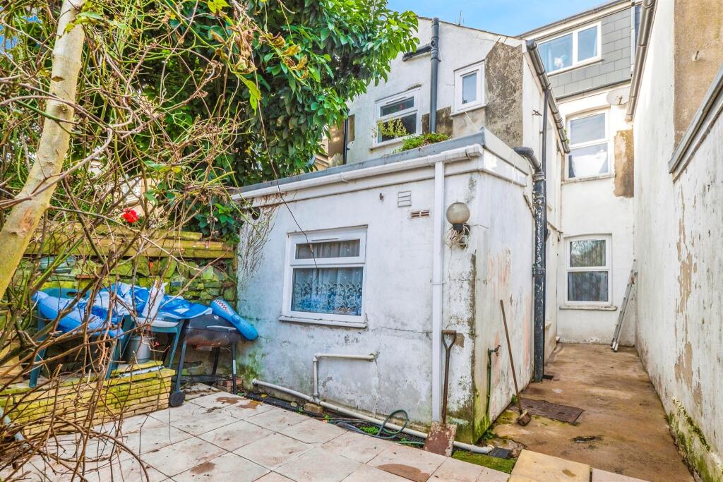 Additional property image - Longcross Street, Roath, Cardiff