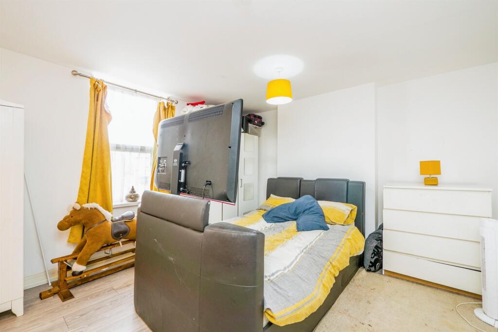 Additional property image - Longcross Street, Roath, Cardiff