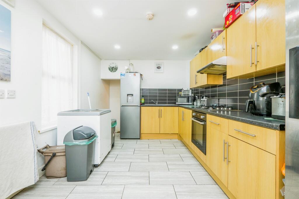 Additional property image - Longcross Street, Roath, Cardiff