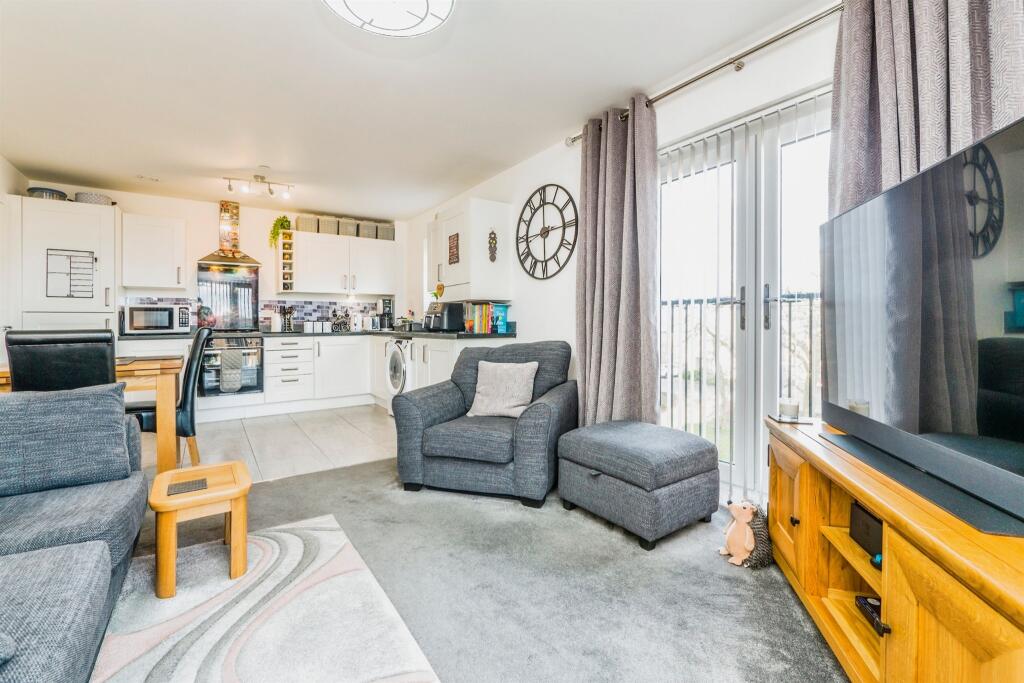 Additional property image - Rhodfa Crughywel, St. Mellons, Cardiff