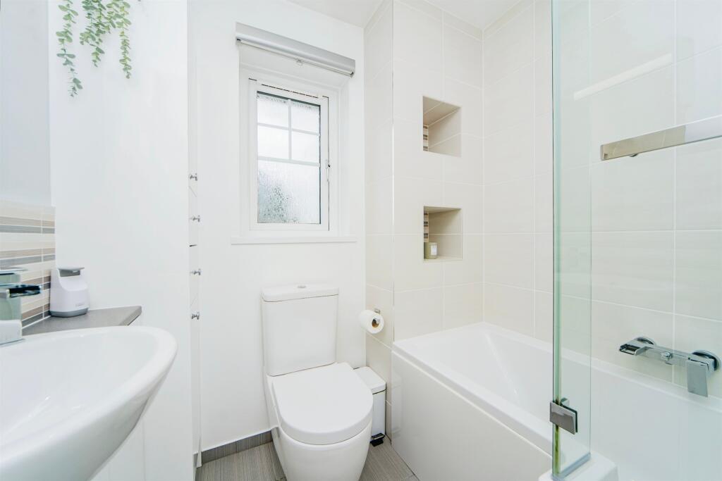 Additional property image - Tramore Way, Pontprennau, Cardiff