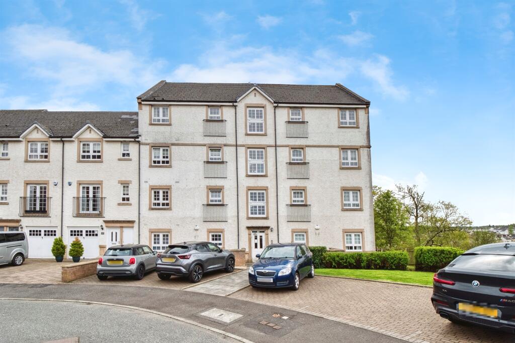 Main image of property: Parklands Oval, Glasgow