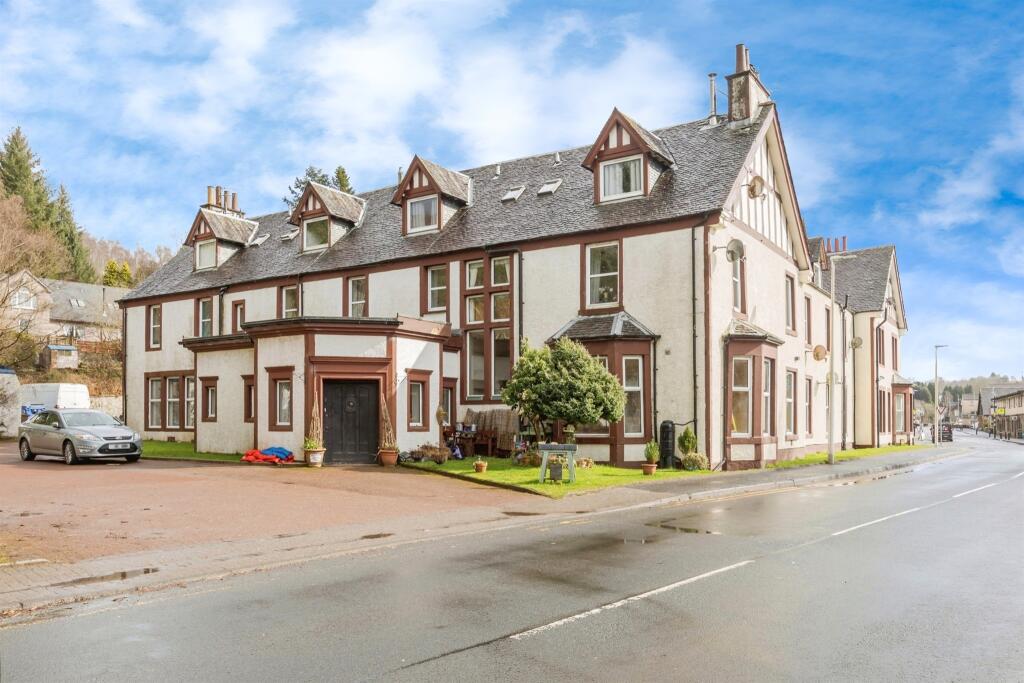 2 bedroom for sale in Lochard Road, Aberfoyle, Stirling, FK8