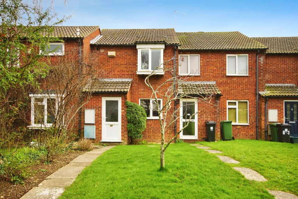 2 bedroom terraced house for sale in Elizabeth Crescent, Stoke Gifford