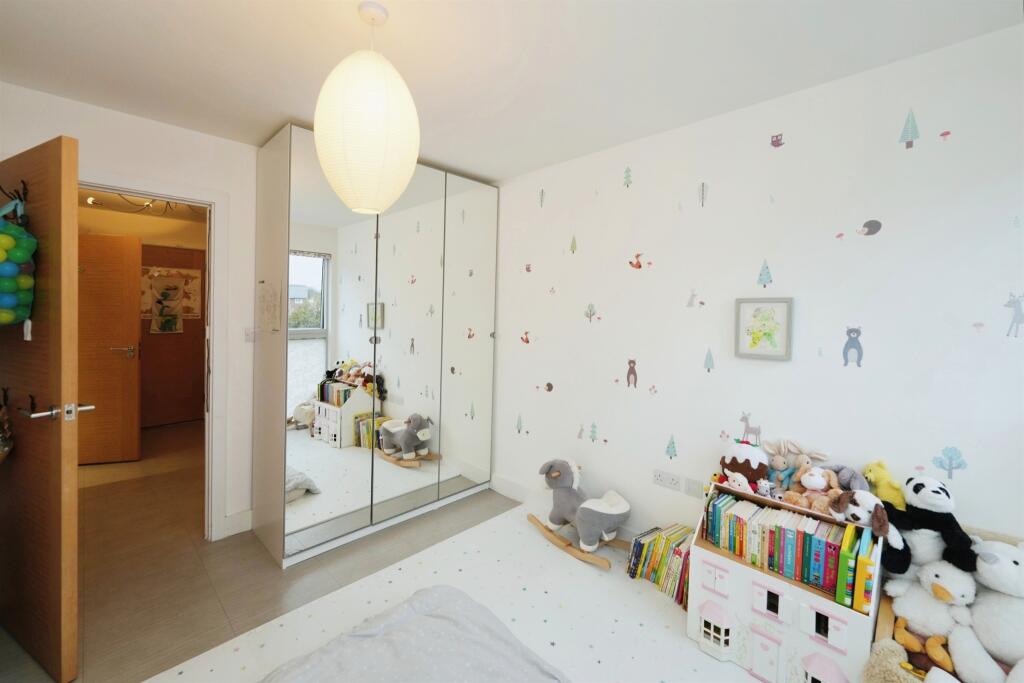 Additional property image - Long Down Avenue, Bristol