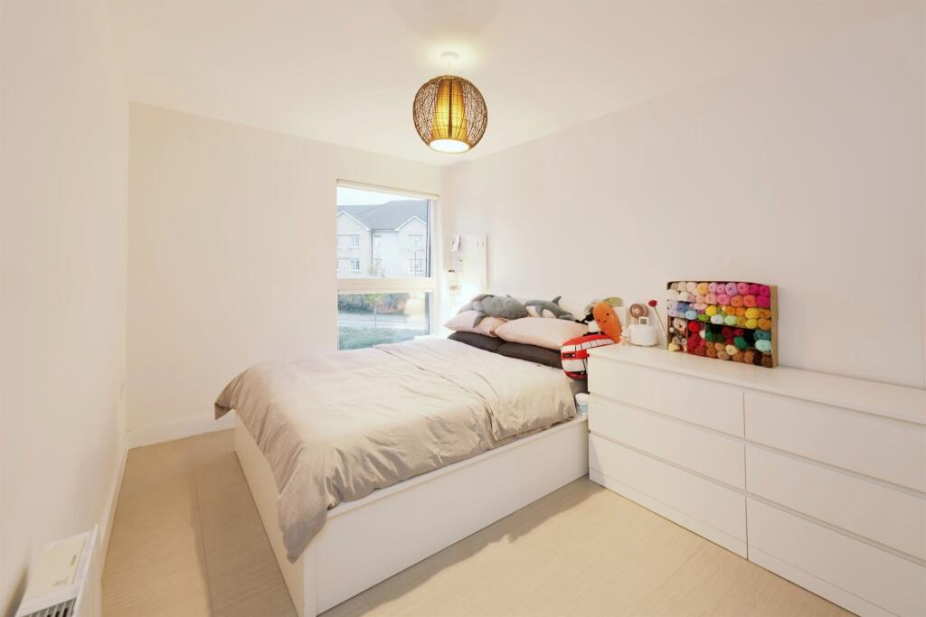 Additional property image - Long Down Avenue, Bristol