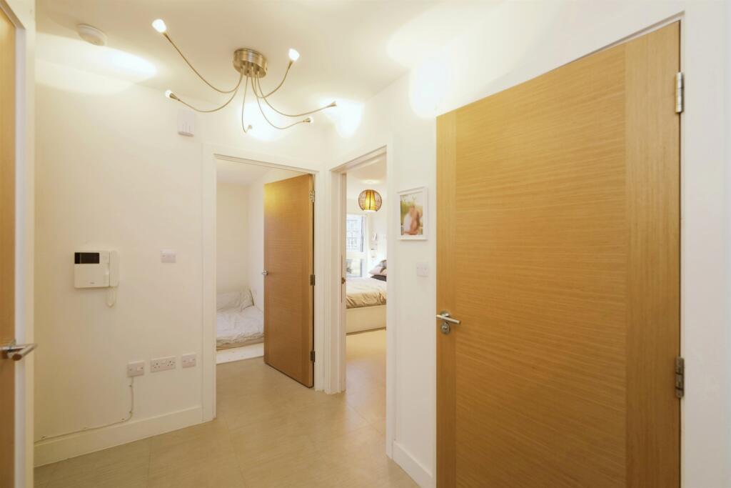 Additional property image - Long Down Avenue, Bristol